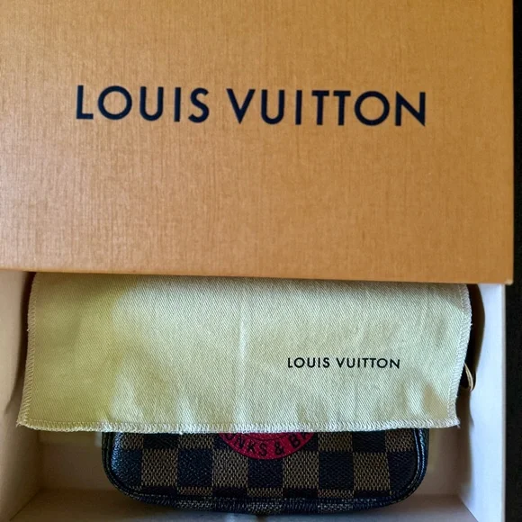 Louis Vuitton Damier Ebene Trunks & Bags mini pochette FULL INCLUSION - Picture 12 of 12
